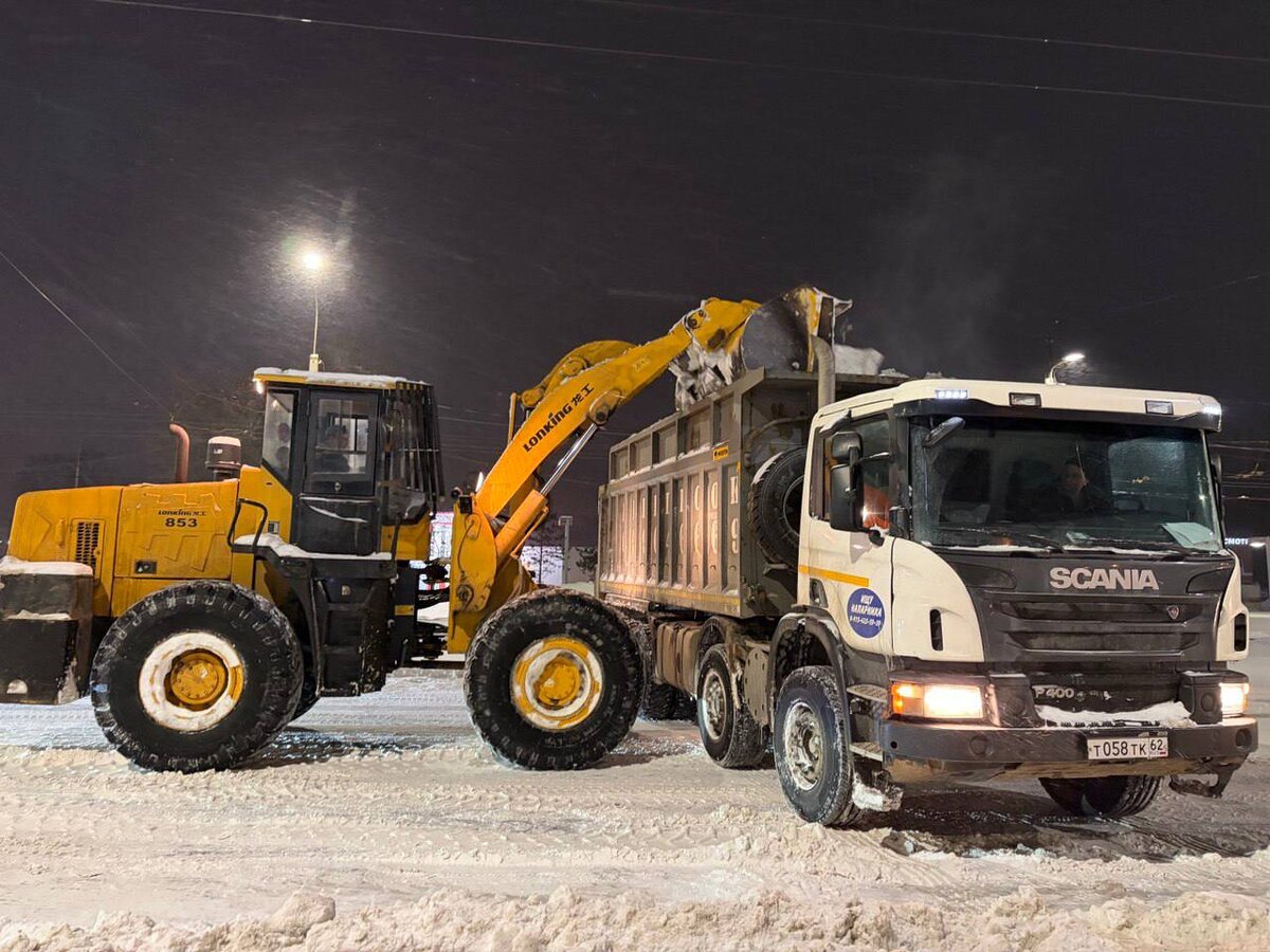    Уборка снега в Рязани. Фото: t.me/boris_yasinsky