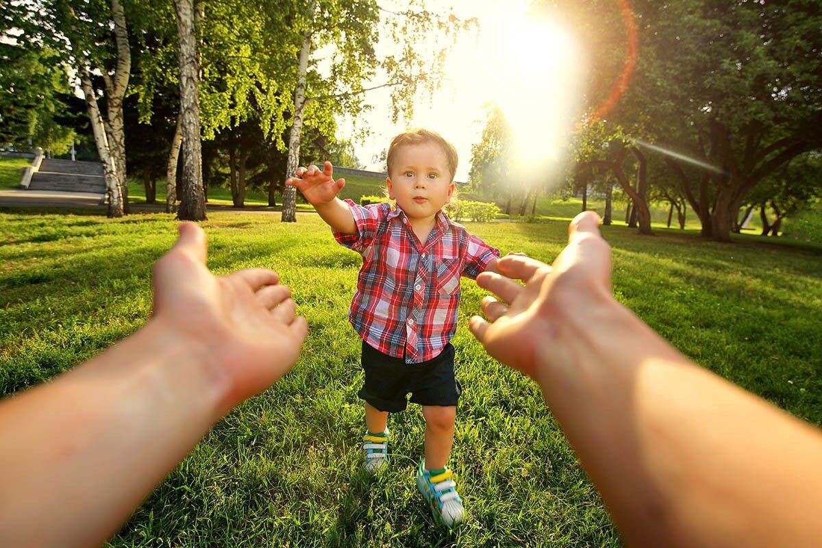 Усыновление — благородный поступок, но к нему нужно быть готовым. Источник: DinaPhoto / Shutterstock / FOTODOM📷
