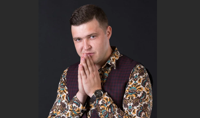     Азат Фазлыев ярдәм сорый