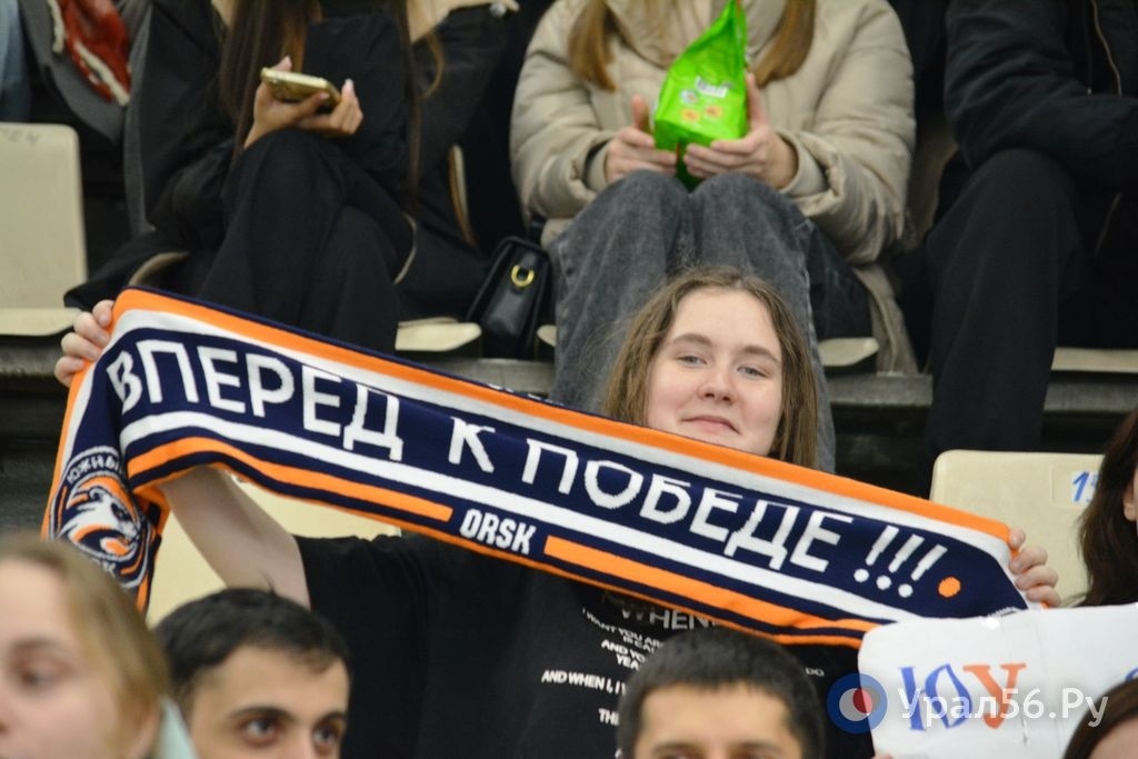    Сегодня ХК «Южный Урал» сразится с командой «Челны», которая уже не борется за выход в плей-офф