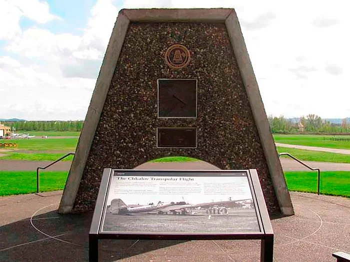 Мемориал Чкалова. Ванкувер, США