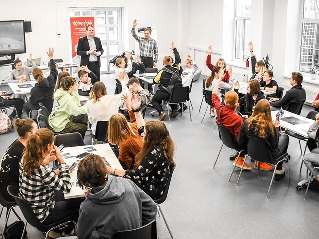    Фото: пресс-служба ДПиИР