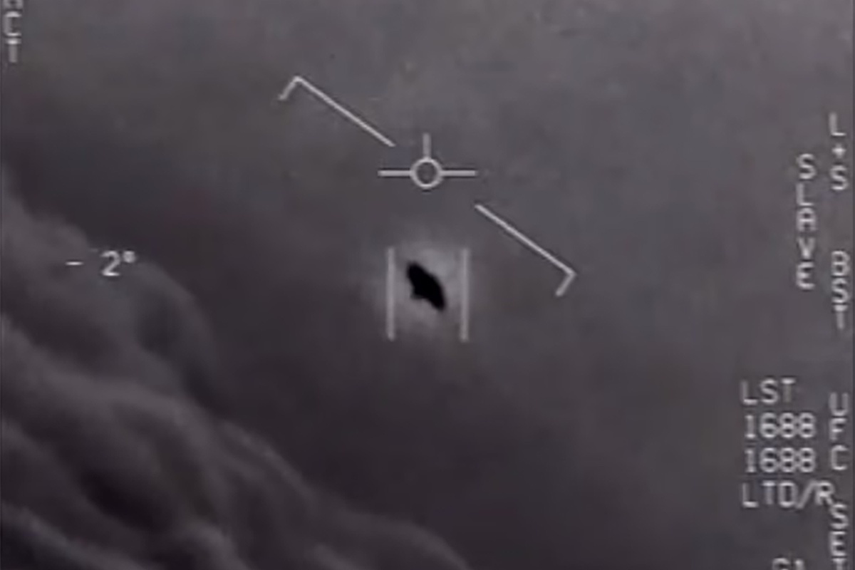    Были удалены сотни гигабайт файлов об НЛО, рассекреченных проектах ЦРУ и крупных заговорах. / dailymail