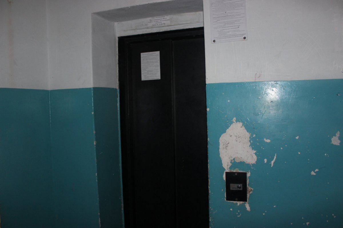 Свердловчане не смогли накопить денег на замену лифтов.  Фото: ФедералПресс / Денис Кочкин