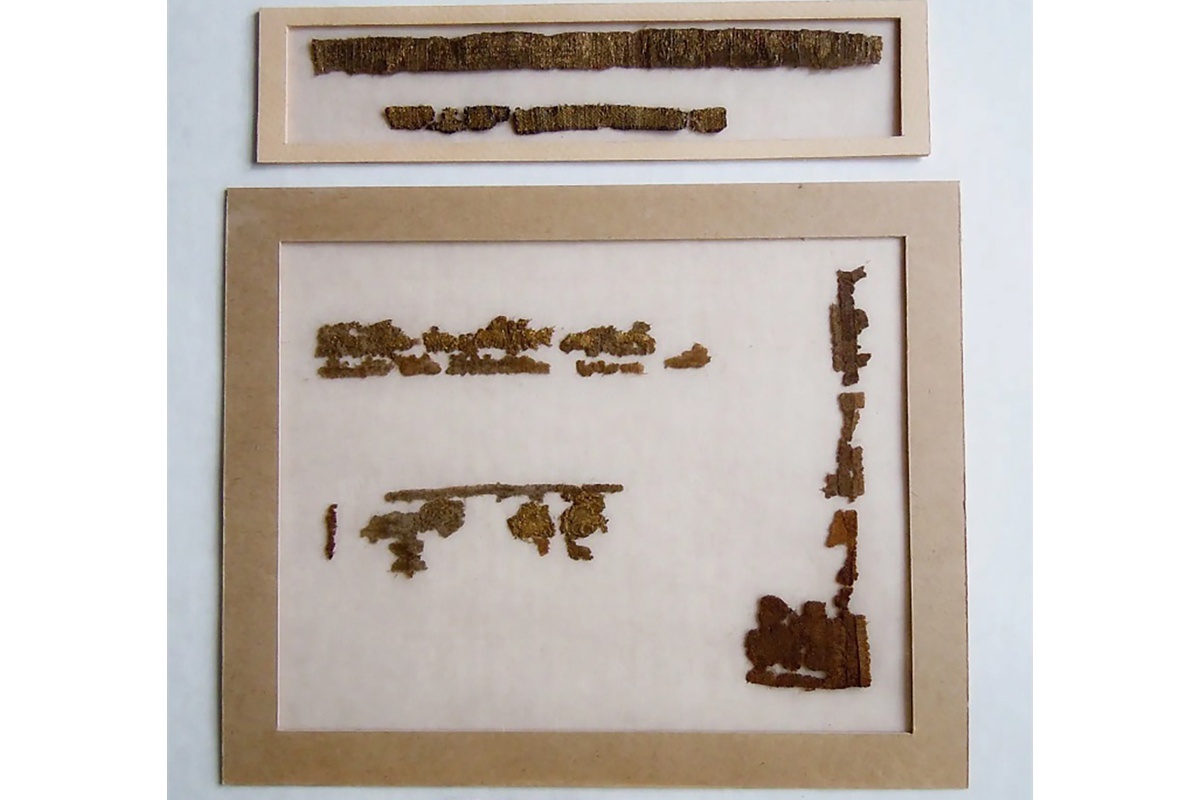    Фрагменты византийского шелка с золотной вышивкой и золототканных лент XII века. / Новгородский государственный университет