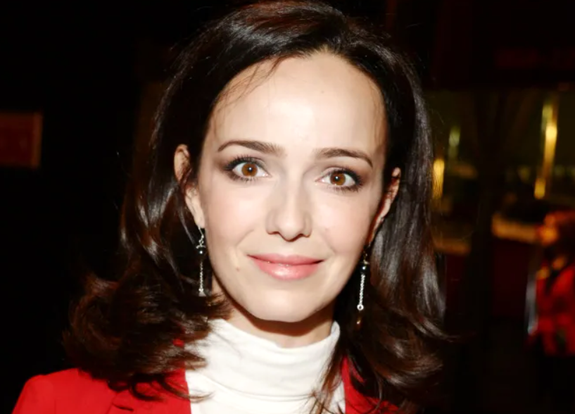 на фото Валерия Ланская