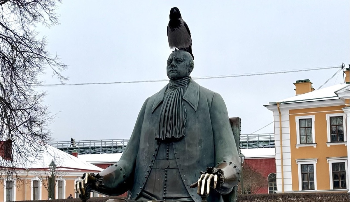 Царь-паук - памятник, который не дает покоя))