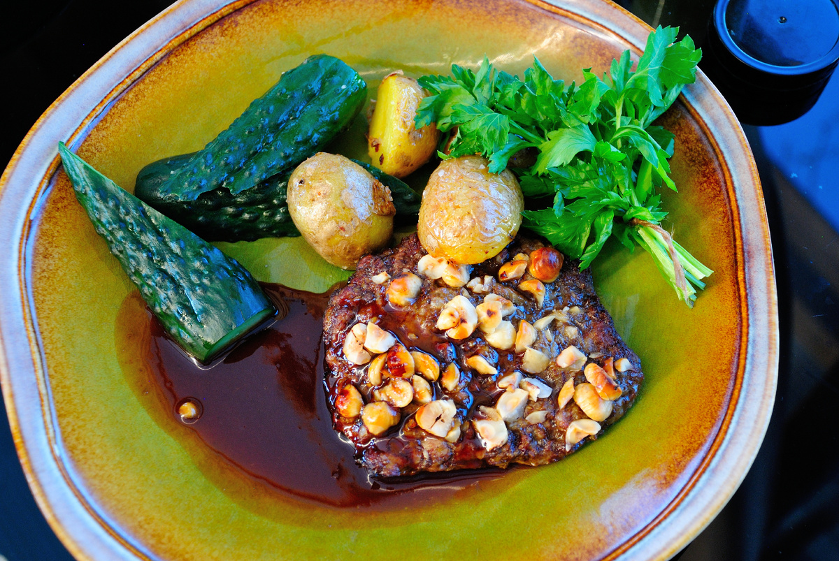  © Nina Alizada/ shutterstock