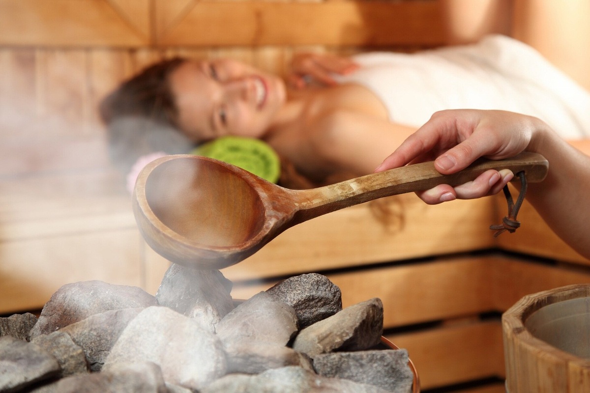 ИМЕЮТСЯ ПРОТИВОПОКАЗАНИЯ, НЕОБХОДИМА КОНСУЛЬТАЦИЯ СПЕЦИАЛИСТА