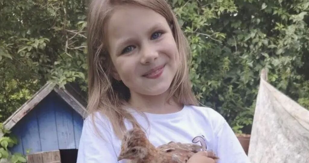 В Смоленске вторые сутки ищут девятилетнюю Александру Фоменкову