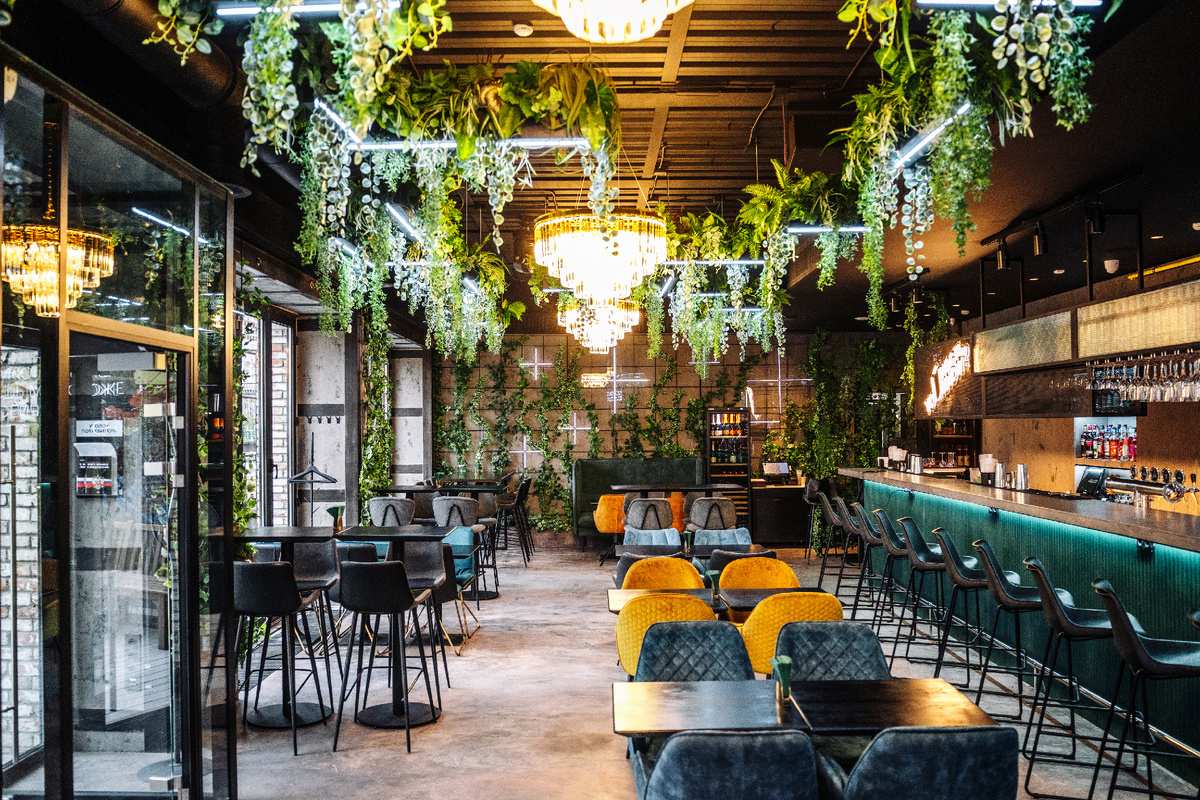 Выполнено декораторами Ми Декор