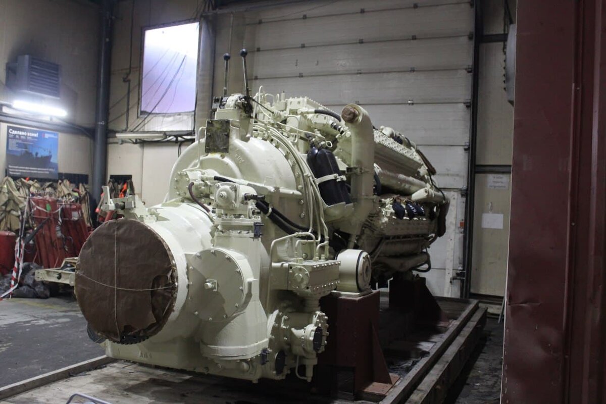   дизельный двигатель М510