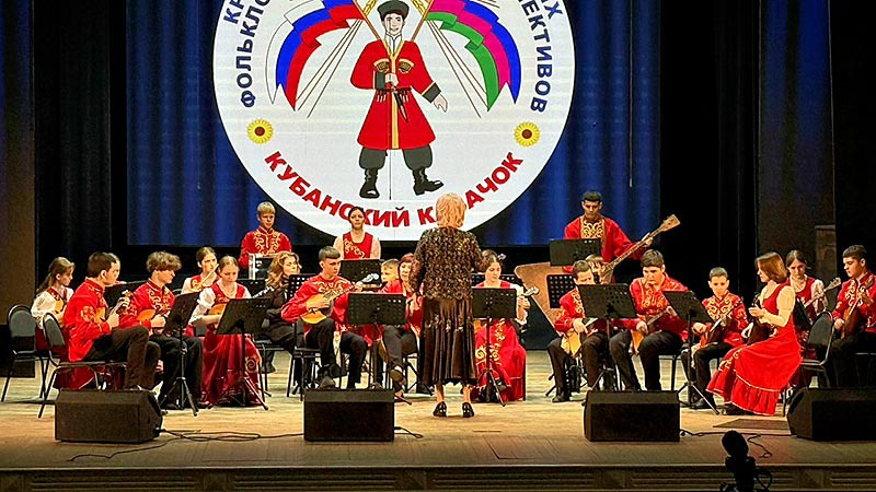    Фольклорные коллективы района завоевали высшие награды