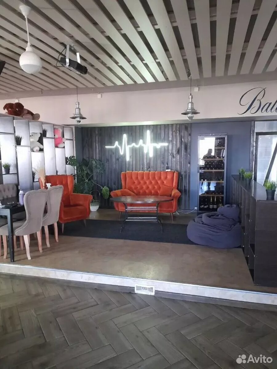    Кафе находится в центре Бийска. Источник: avito.ru