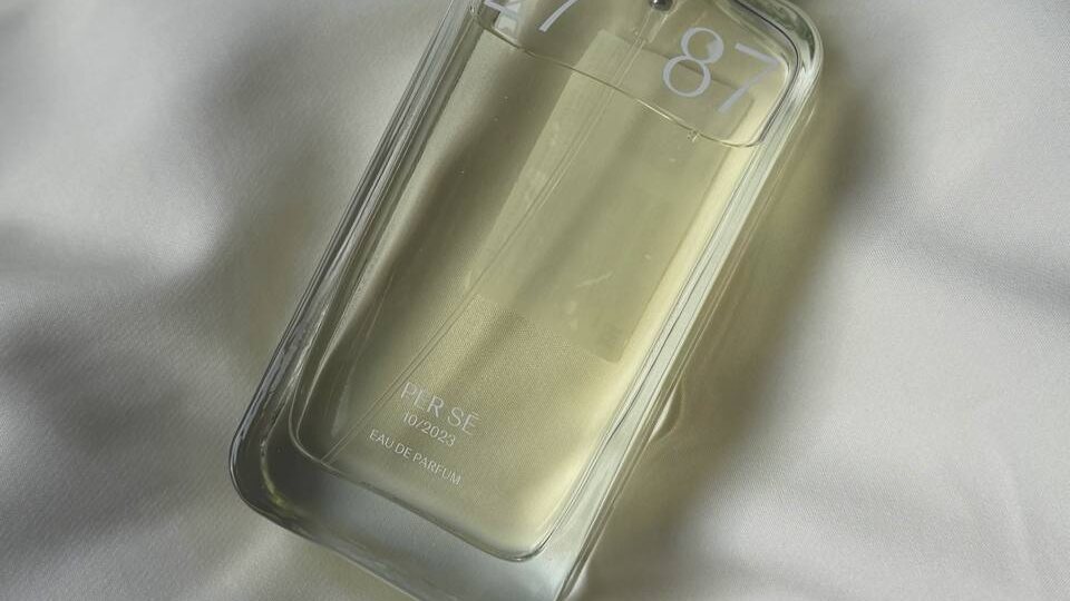 2787 perfumes Per Se очередная вариация на тематику чистоты.