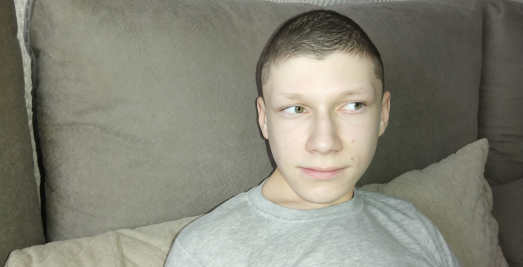 «За два года искривление позвоночника у Рината увеличилось с 33 до 80 градусов»