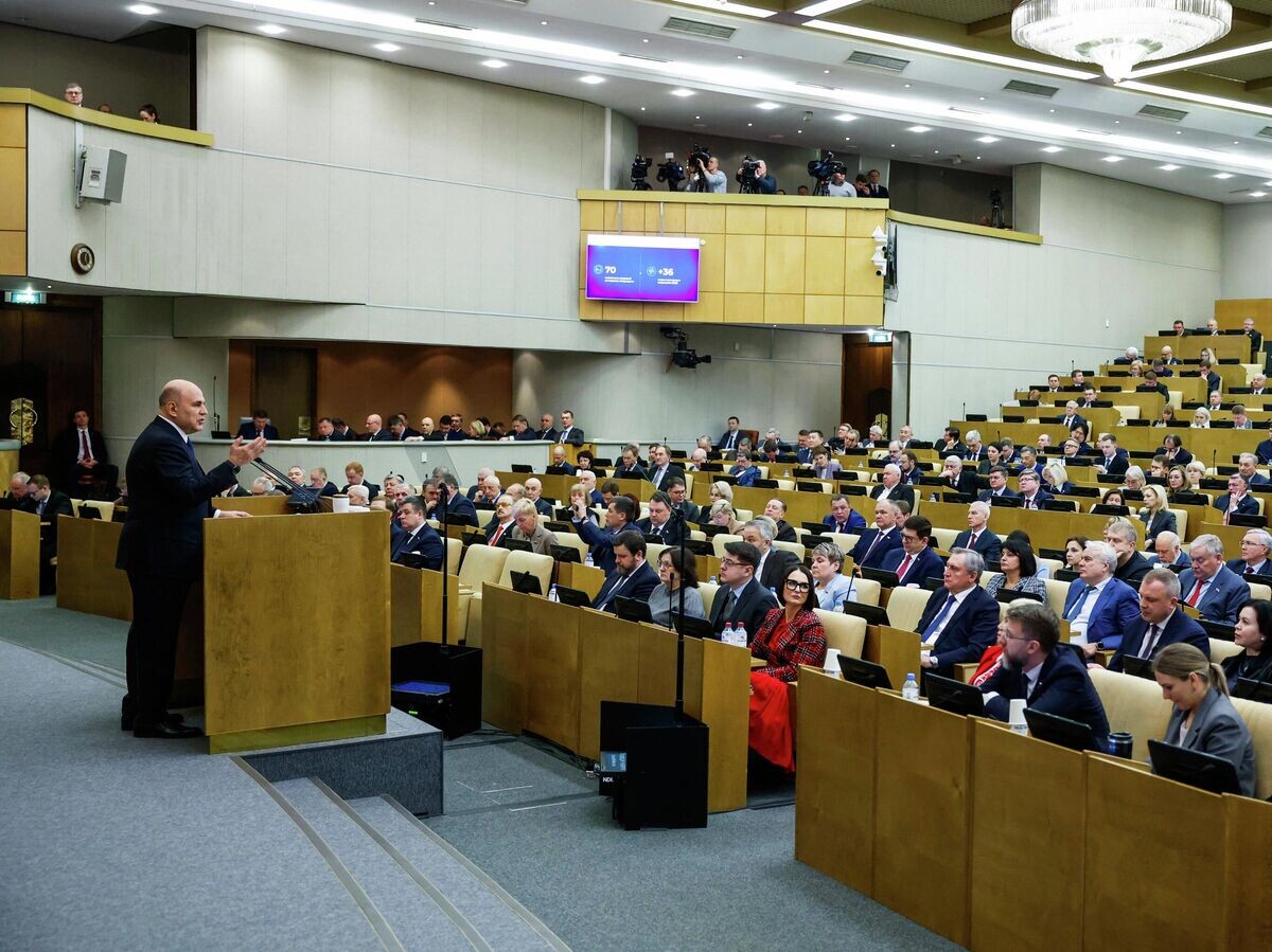    Председатель правительства РФ Михаил Мишустин выступает с ежегодным отчетом правительства РФ в Государственной Думе РФ | © РИА Новости / Дмитрий Астахов