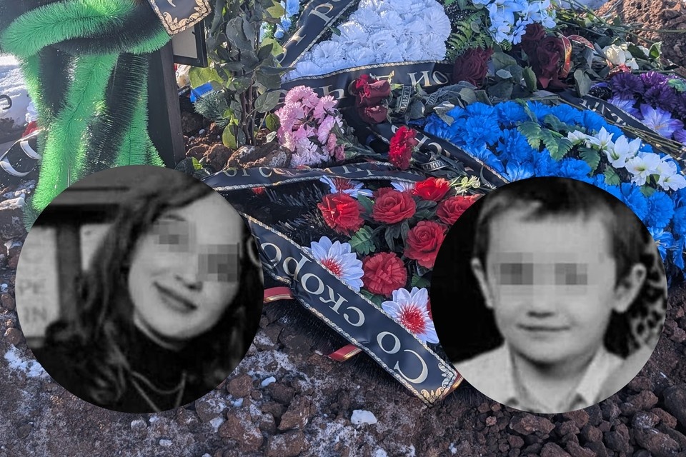    21-летнюю девушку положили в одну могилу с ее 10-летним братом – она была усеяна цветами и детскими игрушками. Фото: КП, соцсети