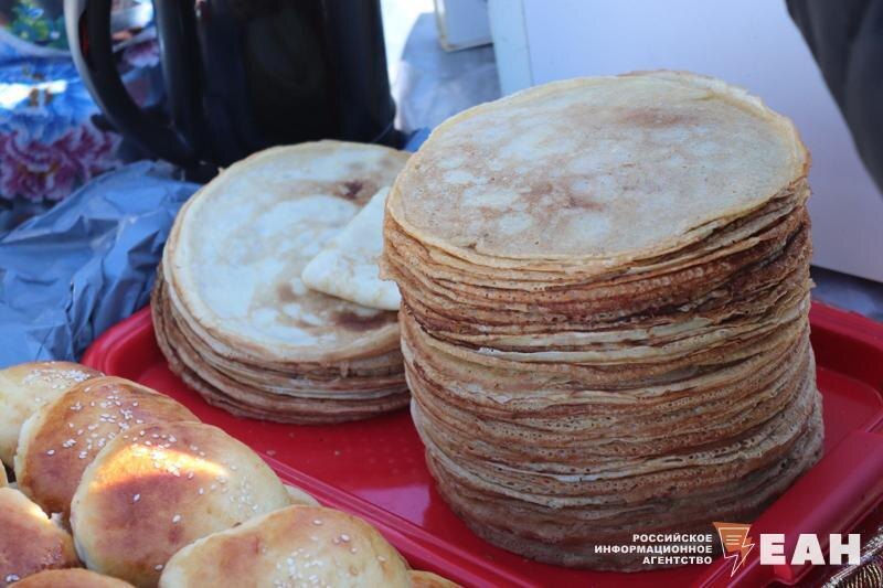    ЕАН. Стопка блинов