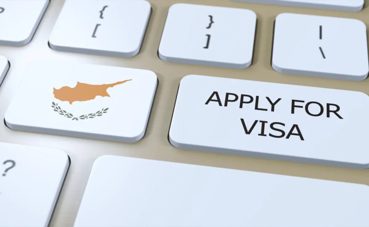    Ни слотов, ни аккредитации: туроператоры предупредили о проблемах с визами на Кипр