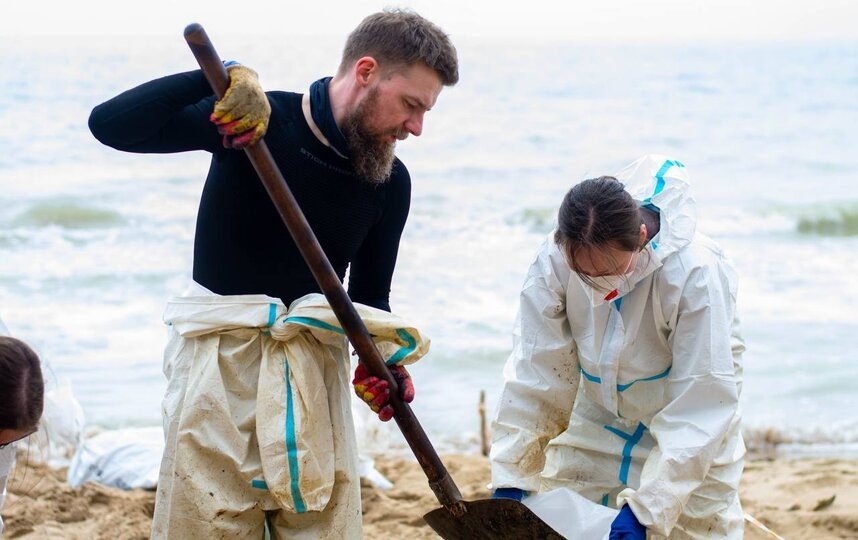    Павел и Кристина во время волонтерской поездкипредоставлено героями публикации