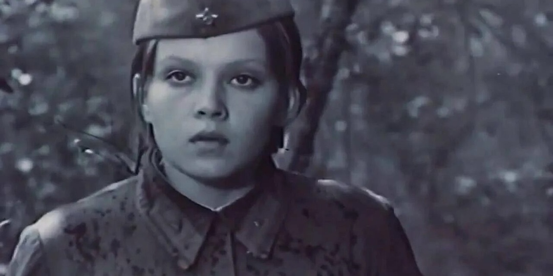 Ирина Шевчук, сыгравшая Риту Осянину в фильме "А зори здесь тихие", была родом из Мурманска