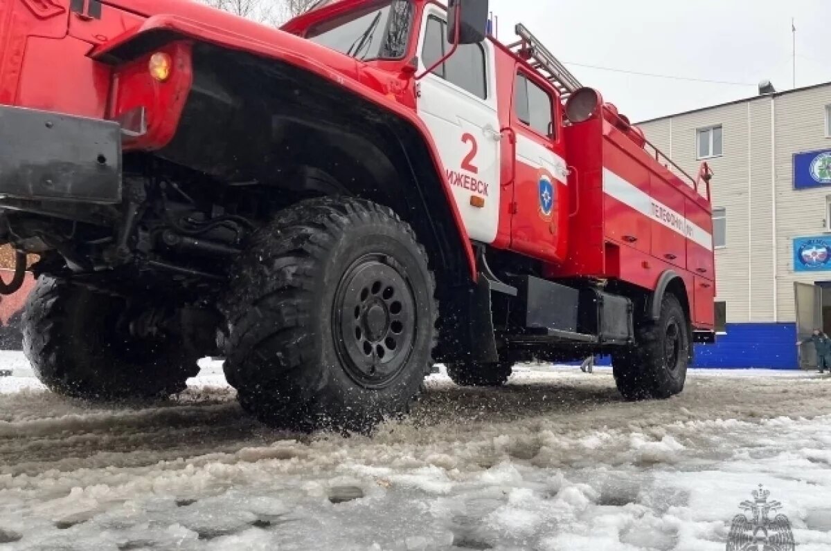    В Ижевске из горящей квартиры вынесли пенсионерку, потерявшую сознание