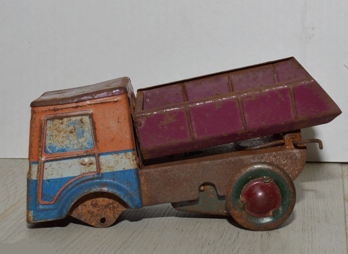 Автомобиль грузовой, производитель п/о "Радуга", г. Верхняя пышма. Фото из открытых источников. Листаем галерею -->>