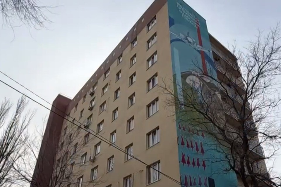    В Ильичевском районе Мариуполя на улице Покрышкина восстановили дом. Фото: РКС-НР