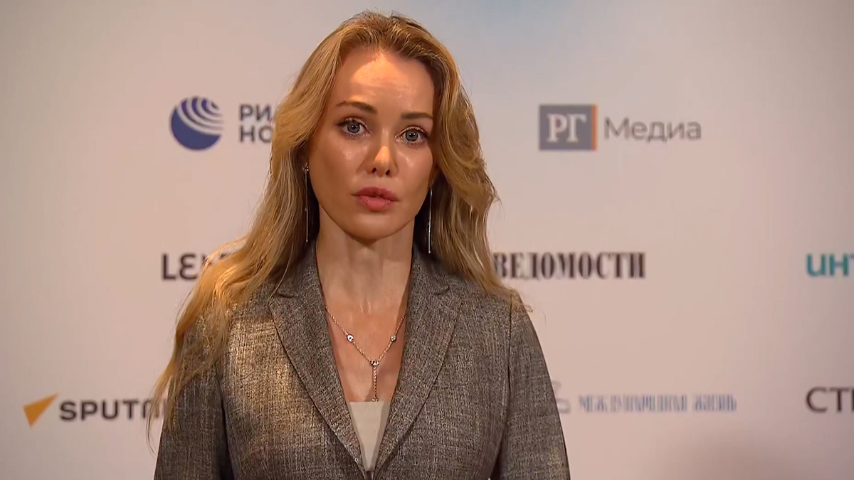    Наталья Попова