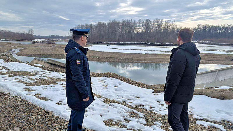    Проведена проверка соблюдения законодательства при содержании комплекса гидротехнических сооружений