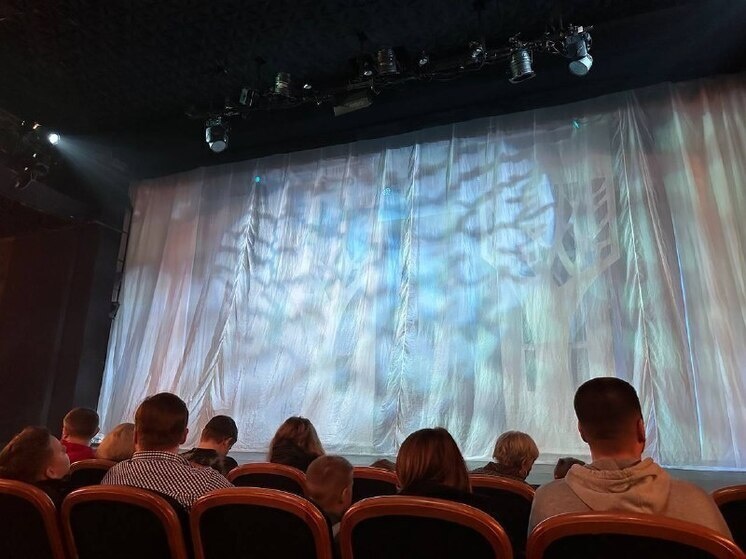     Хакасский театр подготовит для зрителей «шумную» комедию. Фото: архив МК в Хакасии