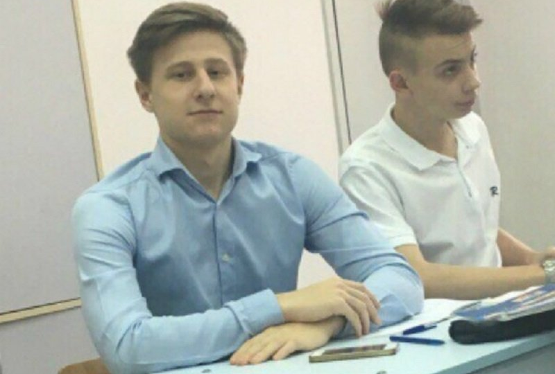 В Ростове-на-Дону 17-летний Евгений Малыгин спас несколько десятков детей из огня