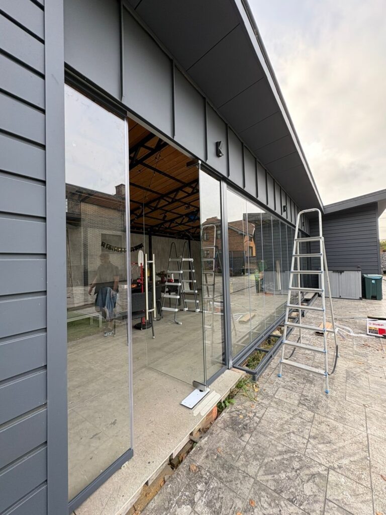    frameless-glazing-secrets ООО «Стеклопроект»