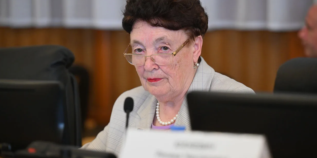 «Хватит жаловаться на цены, садите огород». 78-летняя депутат-миллионер Казанцева подверглась жёсткой критике