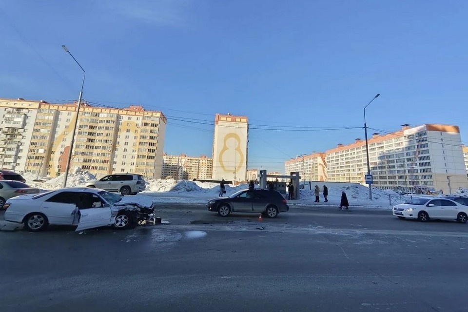    В Новосибирске на улице Петухова произошло ДТП. Фото: ГАИ Новосибирска