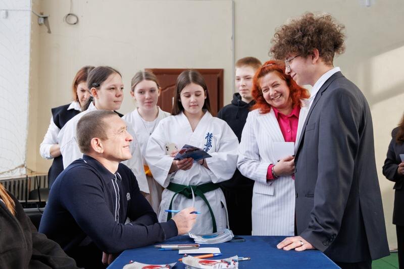    Пресс-служба проекта «Выбор сильных» в Свердловской области / Открытие зала для борьбы в Кировграде