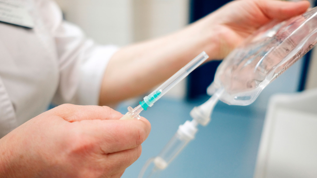    Капельница медицина врач больница риа