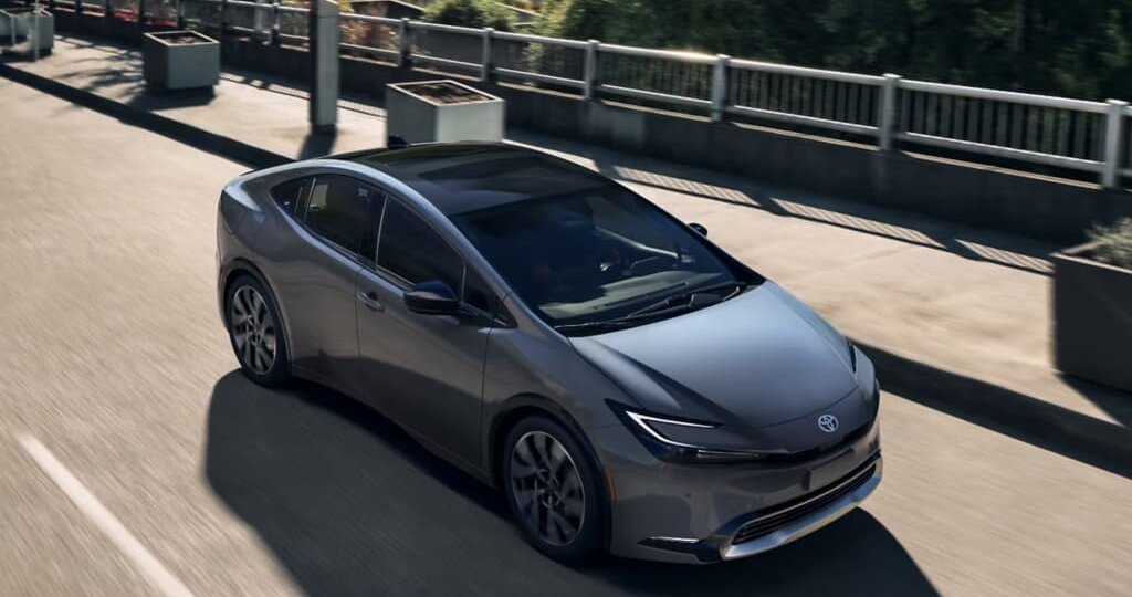 Toyota нацелилась на 6,7 млн гибридов в год