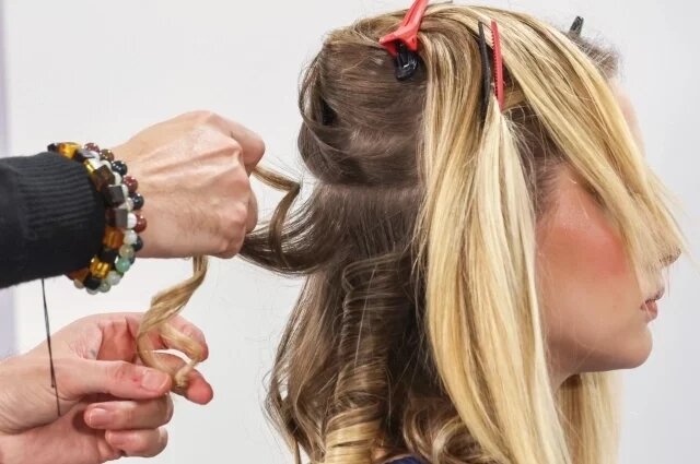    К чему снится стричь волосы?