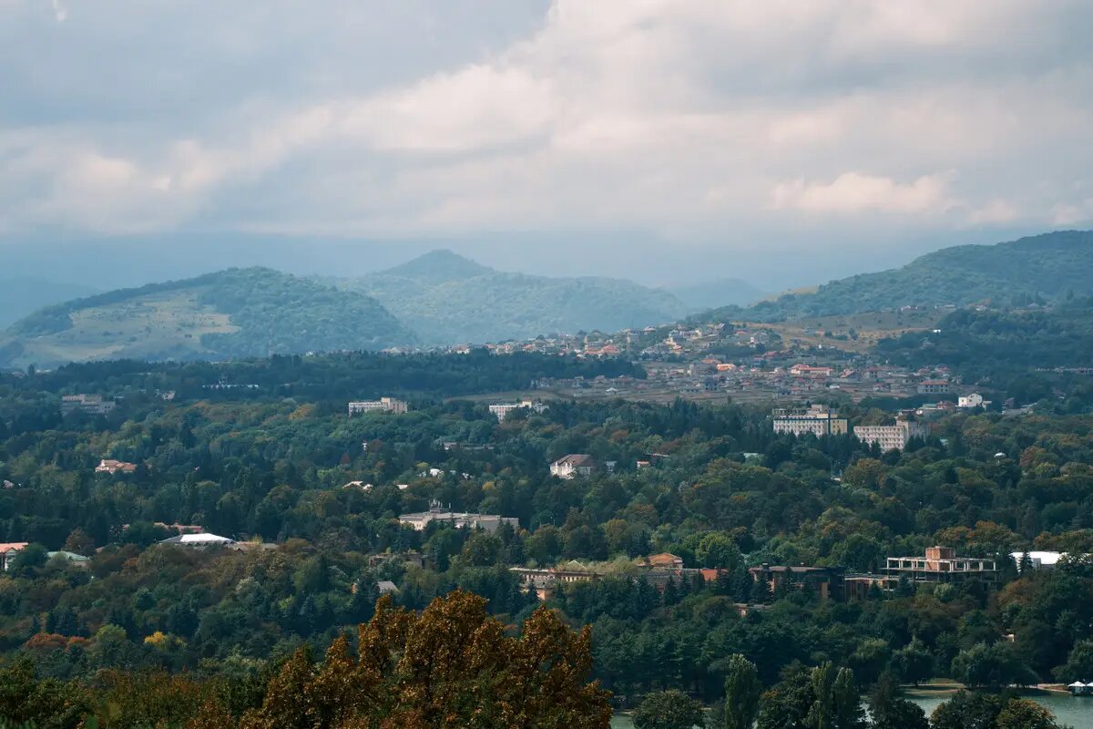     Вид на Нальчик с горы Малая Кизиловка. © РИА Новости. Алексей Даничев