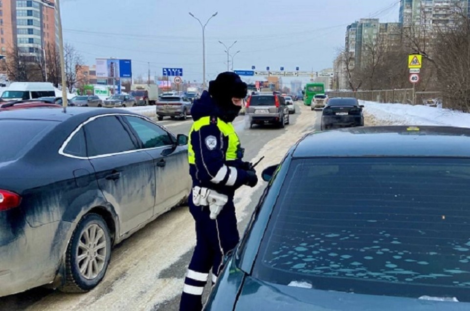    Водитель не отрицал наличие задолженности. Фото: региональная Госавтоинспекция