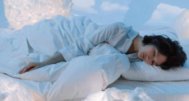 В холодное время года человеку нужно больше отдыха и уединения