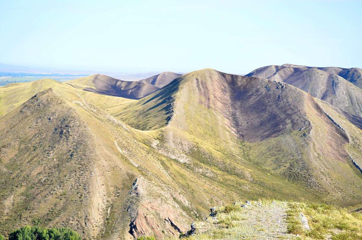    Типичные пейзажи Долгих гор stalker