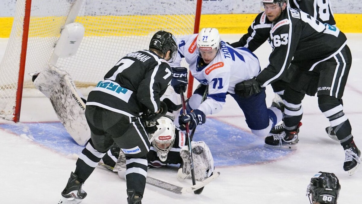    Фото: ХК "Буран"