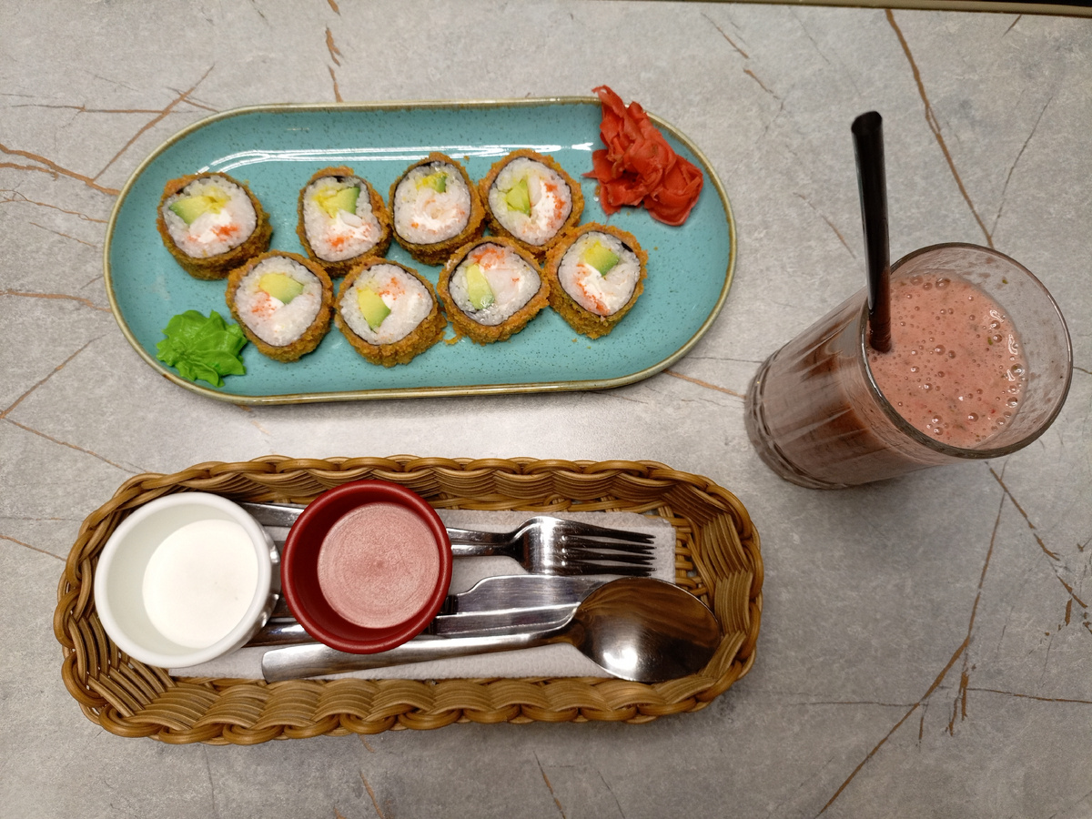 Фото из кафешки рядом с работой