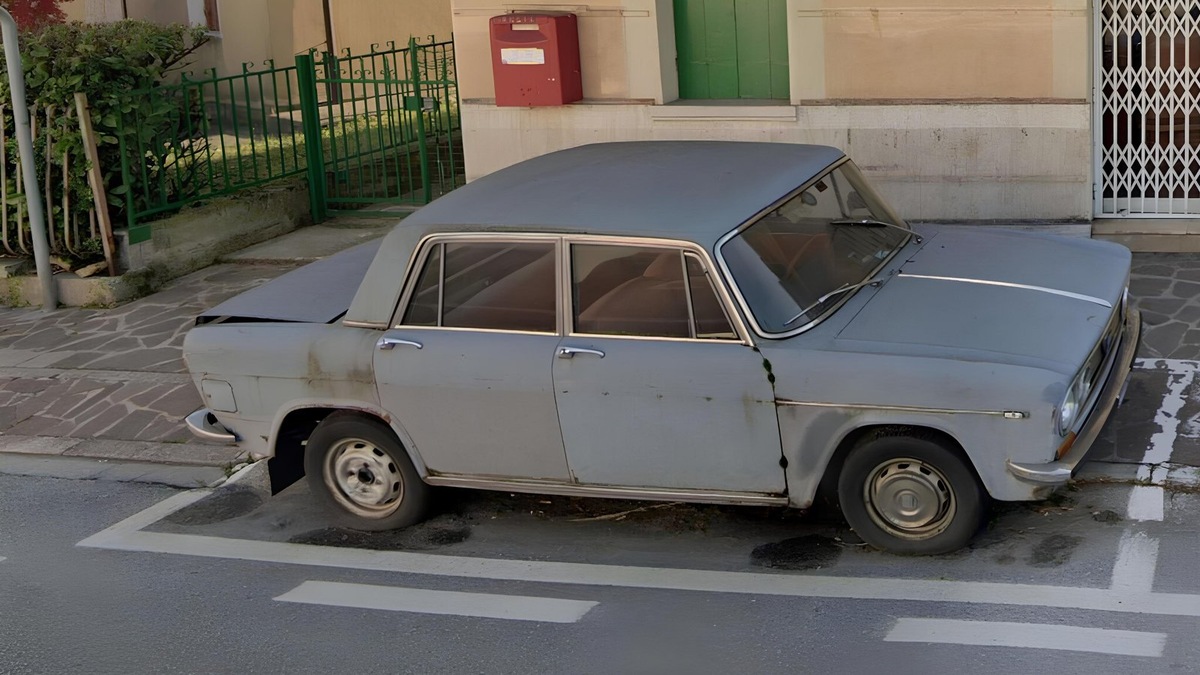    Забытую Lancia Fulvia вернули к жизни — автомобиль стал музейным экспонатом