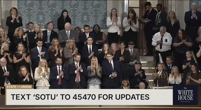    "Если бы я тогда был президентом..." - Трамп с удовольствием хвалил себя, выступая перед конгрессом. Видео: ТГ-канал "Пул №3"