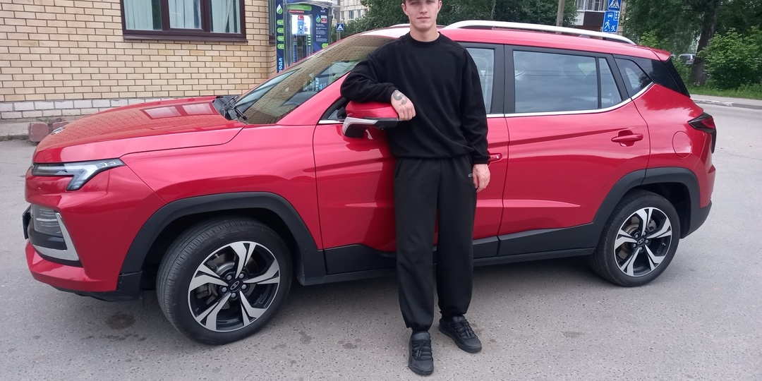 «После двух российских зим выглядит бодрячком»: реальный отзыв владельца «Москвич 3»