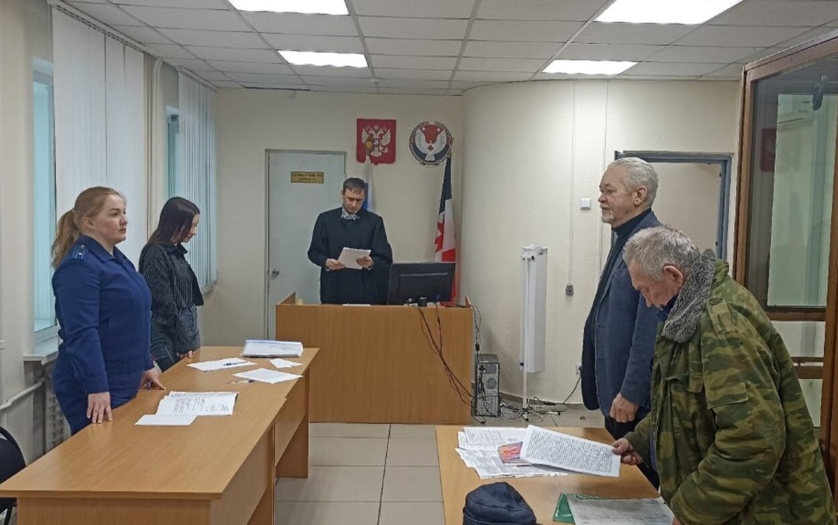    Водитель автобуса в Глазове получил штраф за фальшивый путевой лист